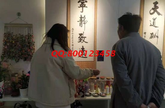 4月15日，拿回家做的手工活，非遺項(xiàng)目勵(lì)志珠珠繡加工項(xiàng)目，就業(yè)創(chuàng)業(yè)都很適合。手工之家接待考察合作加工客戶剪影