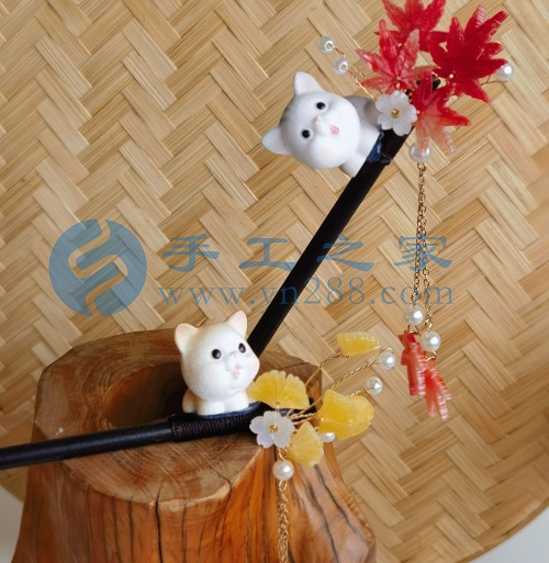 6月4日，手工活接單正規(guī)平臺(tái)，拿回家做的手工項(xiàng)目，可以開(kāi)飾品加工廠，手工之家讓大家居家手工掙錢(qián)有底氣，圖為勵(lì)志珠珠繡串珠手工產(chǎn)品剪影